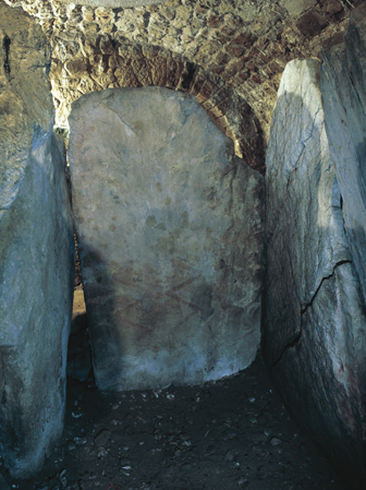 DolmenSantaCruz1.jpg
